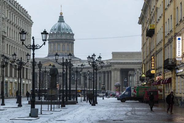 First snow, Saint Petersburg — Stock Photo, Image
