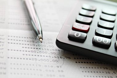 Hesap makinesi ve kalem hesabı hesap cüzdanı veya mali tablo kaydetme