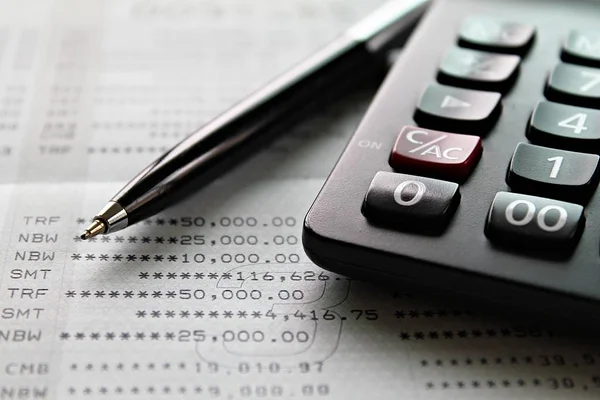 Hesap makinesi ve kalem hesabı hesap cüzdanı veya mali tablo kaydetme