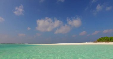 Sabahları dingin deniz kenarının tadını çıkarıyorum. Tayland 'a yaz yolculuğu.