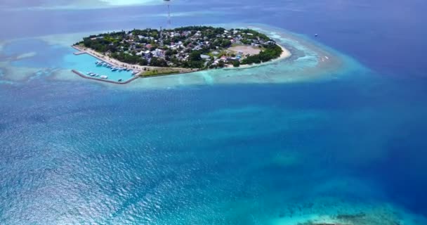 Vista Aérea Del Brillante Paisaje Marino Color Turquesa Fondo Natural — Vídeos de Stock