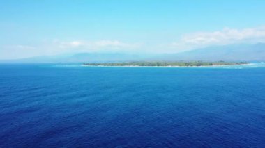 Doğal deniz altyapısı. Endonezya 'ya yaz yolculuğu.