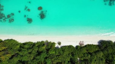 Yukarıdan deniz manzaralı. Tayland 'a yaz yolculuğu.