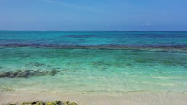 Acqua Mare Trasparente Con Fondo Roccioso Vacanze Bali — Video Stock