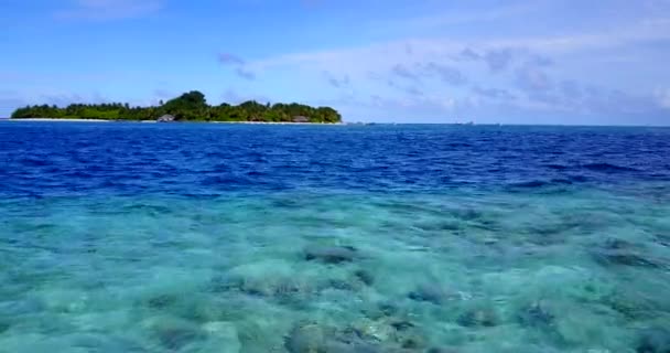 Kryształowa Woda Wyspie Wakacje Bali — Wideo stockowe