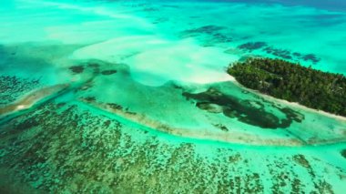 Turkuaz deniz kenarı doğal arka plan. Bali 'de deniz gevşemesi.