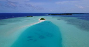 Gündüz vakti sakin deniz manzarası. Endonezya, Bali 'de yaz tatili.  