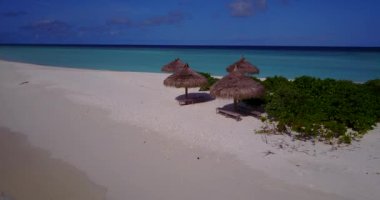 Güneşli deniz manzarası. Tayland 'da yaz mevsimi.  