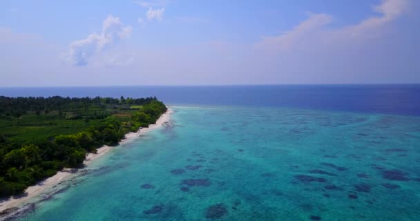Widok Wybrzeże Wczesnym Rankiem Letni Krajobraz Morski Malediwach Azja Południowa — Wideo stockowe