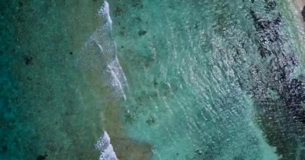 Jemné Vlny Modrého Moře Exotická Dovolená Maledivách Jižní Asie — Stock video