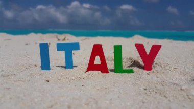 Tropikal kıyılarda renkli harfler. Endonezya, Bali 'deki Doğa Manzarası.  