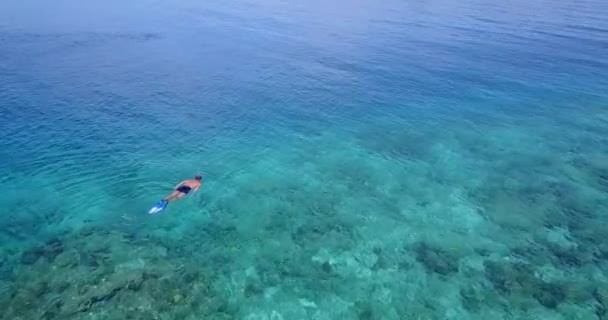 Чудовий Вид Бірюзового Кристалу Чистої Води Домініканській Республіці Людина Плаває — стокове відео