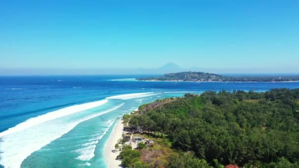 Mar Azul Vibrante Tempo Ensolarado Cena Férias Verão Tailândia Ásia — Vídeo de Stock