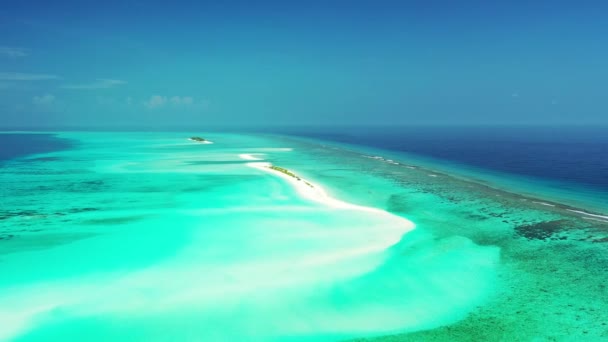 多明尼加共和国 加勒比的夏季异国情调之旅 明亮的绿松石海 白色沙滩 — 图库视频影像