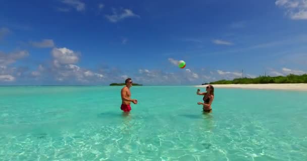 Romantyczny Miesiąc Miodowy Pięknej Egzotycznej Plaży Hawajach Usa — Wideo stockowe