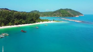 Lüks plaj tatil köyü adası. Tayland 'da yaz tatili.