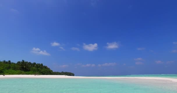 海水清澈透明 印度尼西亚巴厘的夏季心情 — 图库视频影像