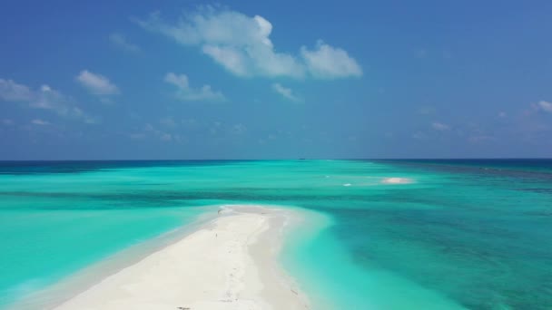 Bersihkan Pantai Kosong Pagi Hari Pemandangan Pemandangan Laut Maladewa — Stok Video
