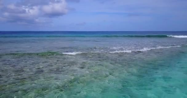 Água Azul Turquesa Cristalina Com Praia Branca Ilha Exótica Boracay — Vídeo de Stock