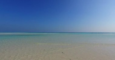 Canlı, dingin deniz manzarası. Antigua 'nın Doğa Manzarası.