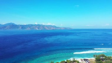 Yaz gezisi boyunca canlı deniz manzarası. Bali 'nin Idyllic doğası.