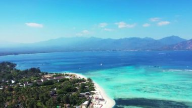 Havadan bakıldığında deniz manzarası. Endonezya, Bali 'de tropikal tatilin tadını çıkarıyorum..