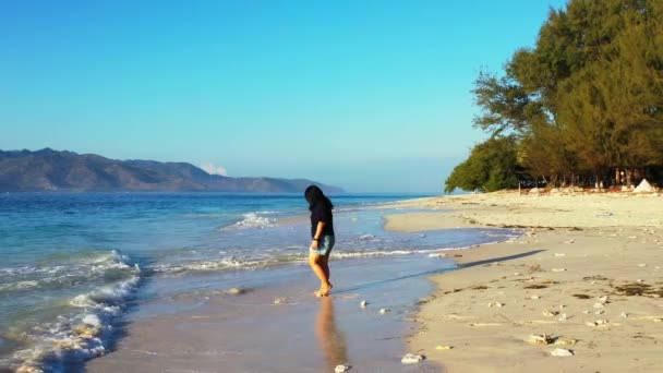 Schöne Asiatin Genießt Exotischen Sommerurlaub Thailand — Stockvideo