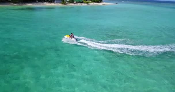 Couple Riding Jet Ski Enjoying Vacation Turquoise Sea Maldives — Stock Video