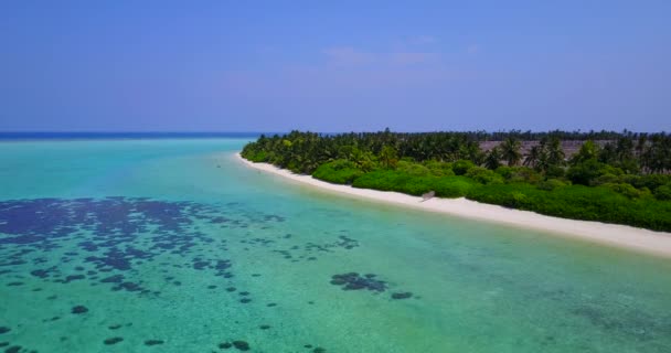 Gün Ortasında Adanın Kıyı Şeridi Endonezya Bali Yaz Tatili — Stok video