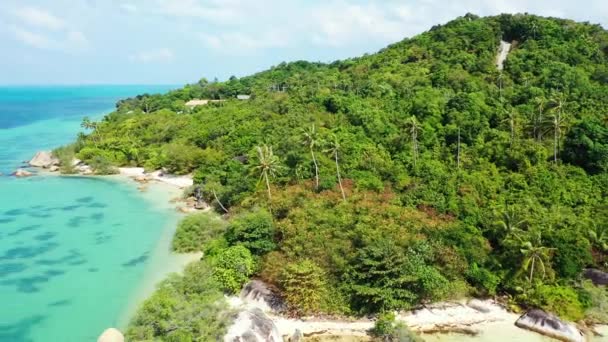 Тропический Остров Ярком Бирюзовом Море Наслаждаясь Природой Бали Индонезия — стоковое видео
