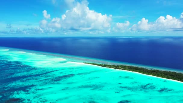 Paesaggio Della Thailandia Asia Vibrante Oceano Verde Blu Con Spiaggia — Video Stock