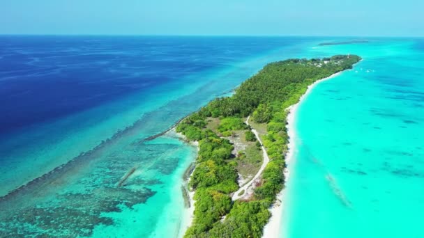 Lange Grüne Insel Blauen Meer Reisen Nach Bora Bora Französisch — Stockvideo
