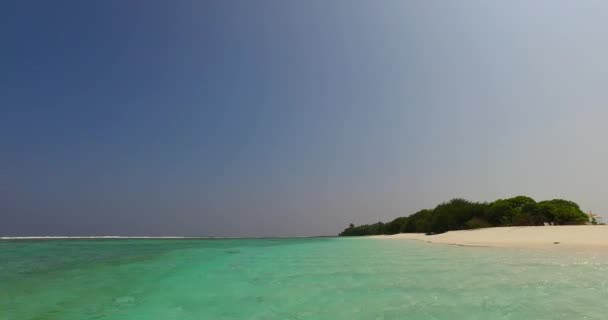 Turkusowe Morze Zieloną Bujną Wyspą Letnia Wycieczka Antiguę Karaiby — Wideo stockowe