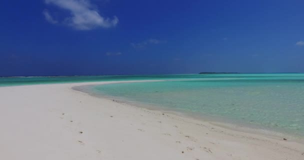 Drönare Utsikt Över Fantastisk Strand Med Turkost Hav Östra Sidan — Stockvideo