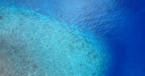 Blick Von Oben Auf Das Blaue Meer Sommerurlaub Auf Den — Stockvideo