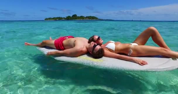 Lovely Couple Surfboard Surfing Clear Ocean Sea Bali — Stock Video