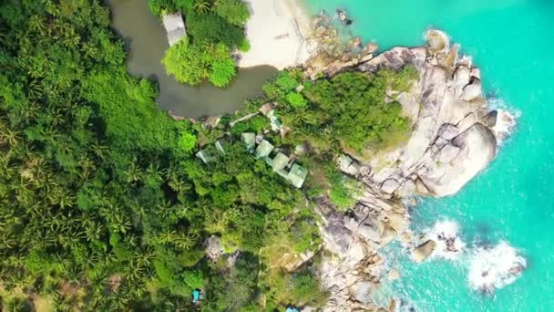 島のロッキー海岸 バリ島でのエキゾチックな休暇 インドネシア — ストック動画