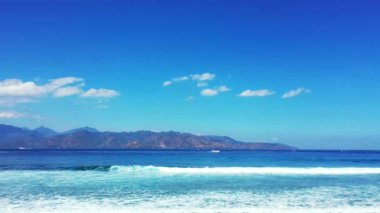 Mavi deniz manzarası, yaz havası. Endonezya, Bali 'de tropik tatil.    