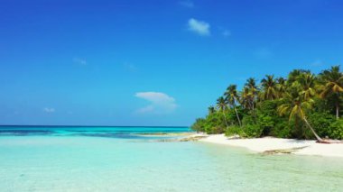 Deniz kıyısında, sabah güneşiyle. Tayland, Asya 'da yaz tatili.    