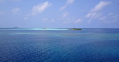Canlı mavi denizin doğal arka planı. Endonezya, Bali 'de yaz tatili.  