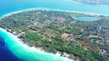 Ada bölgesine bakıyorum. Hawaii, ABD 'nin egzotik manzarası.