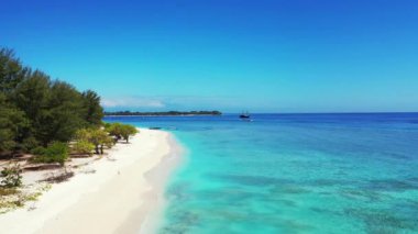 Turkuaz parlak deniz manzarası. Antigua 'nın Doğa Manzarası.