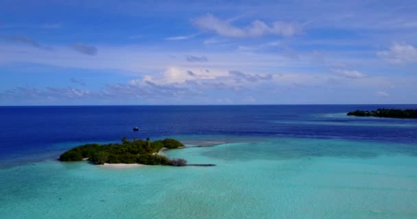 Levendige Blauwe Zeegezicht Met Groene Bahama Eilanden Het Caribisch Gebied — Stockvideo