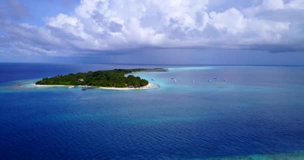 Mała Wyspa Błękitnym Morzu Letni Relaks Bora Bora Polinezja Francuska — Wideo stockowe