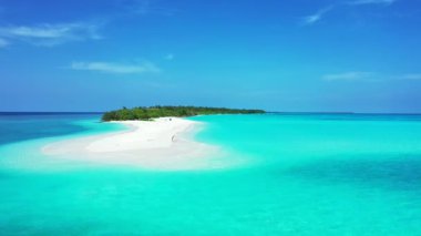 Tropik ada ve okyanus görüntüleri, hava manzarası 