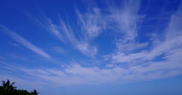 Clima Cálido Durante Día Con Nubes Blancas Cielo Relajación Verano — Vídeo de stock