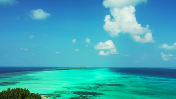 Vue Imprenable Sur Eau Turquoise Les Îles Vertes Scène Naturelle — Video