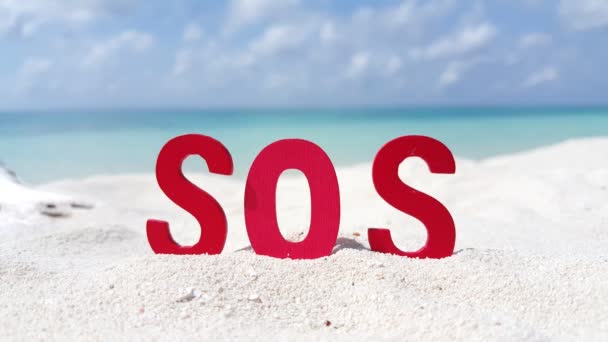 Μήνυμα Sos Στην Παραλία Καλοκαιρινό Ταξίδι Στη Δομινικανή Δημοκρατία Καραϊβική — Αρχείο Βίντεο