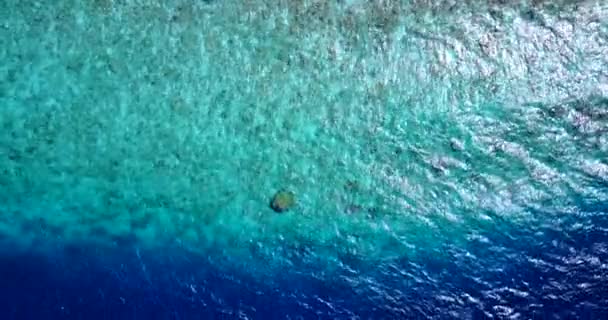 Eau Turquoise Cristalline Avec Plage Blanche Sur Île Exotique Boracay — Video