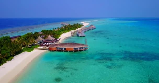 Gemütliche Bungalows Auf Der Luxusinsel Sommerentspannung Bora Bora Französisch Polynesien — Stockvideo